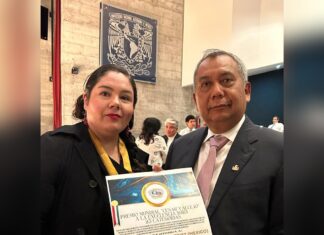 Reconocen trayectoria de Uriel Rosas en Querétaro