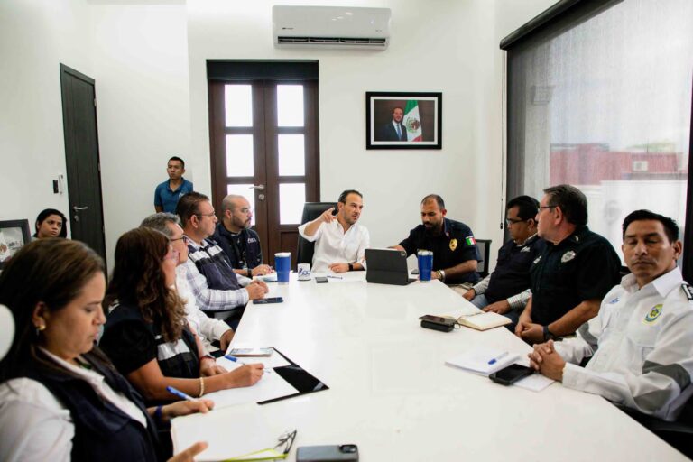 Áreas operativas listas para atender cualquier eventualidad por lluvias: Alcalde JM Unánue Áreas operativas listas para atender cualquier eventualidad por lluvias: Alcalde JM Unánue