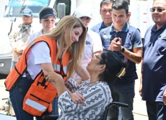 Inicia Paty Lobeira de Yunes el Programa Municipal de Fumigación y Descacharrización en colonias de Veracruz