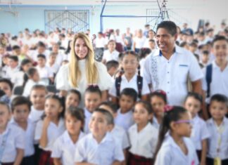 Todas las niñas y niños de escuelas primarias públicas del municipio recibirán su mochila y útiles escolares: Paty Lobeira de Yunes