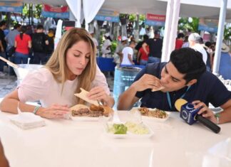 ¡Vengan a disfrutar del Festival de las Carnitas y la Barbacoa en el Zócalo de la Ciudad!: Paty Lobeira de Yunes