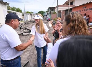 Supervisa Paty Lobeira de Yunes la obra de rehabilitación integral en la Avenida Yañez
