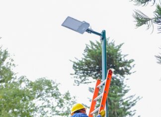 Realiza Ayuntamiento trabajos para la mejora del alumbrado público