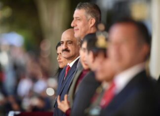 Asiste Ricardo Ahued a desfile conmemorativo de la Revolución Mexicana