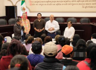 Atiende Ricardo Ahued a habitantes del predio El Moral