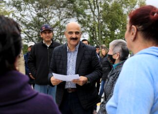 Entrega Ricardo Ahued obras de pavimentación en Lomas Verdes