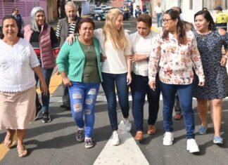 Inaugura Paty Lobeira de Yunes la obra integral de repavimentación de la Calle Cerro Pizarro en el Fracc. Los Volcanes