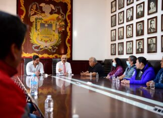 Atiende Ricardo Ahued a vecinos de Lomas de San Roque