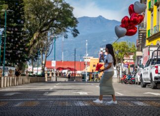 Con música y teatro celebra Ayuntamiento Día del Amor