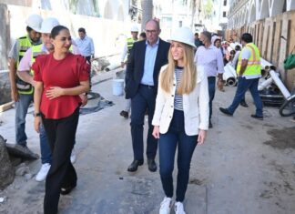 Vamos en tiempo y forma con los trabajos de la obra hidráulica en el Zócalo de la Ciudad: Paty Lobeira de Yunes