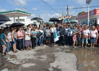 Inicia Paty Lobeira de Yunes la obra de rehabilitación integral de repavimentación en concreto hidráulico de las calles Orquídeas y Madre Selva, en la Colonia Dos Caminos