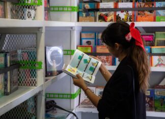 Llega el Librobús al parque Benito Juárez