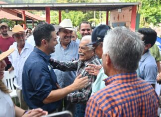 ”¡Lucharemos para que vuelvan los apoyos al campo,”: Miguel Ángel Yunes Márquez