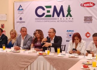 ¡QUÉ NO LE SAQUEN A LOS DEBATES!