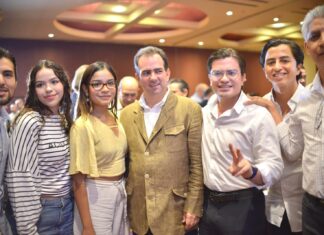 Firma Pepe Yunes Acuerdo por Veracruz