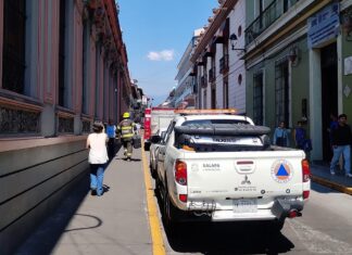 Por derrame se evacuó a alumnado de la Prepa Juárez
