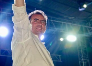 Con el apoyo de miles de ciudadanos, cierra Pepe Yunes campaña regional en la zona centro