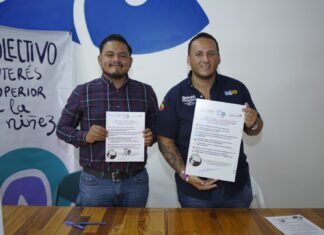 El candidato Sergio Hernández firma 8 compromisos por la niñez y juventud