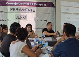 Entorpece presidenta del Consejo Distrital 11 del OPLE proceso de cómputo
