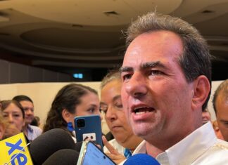 Mi más firme protesta por la persecución política de la que es objeto el Senador Electo Miguel Ángel Yunes Márquez y mi solidaridad plena con él y su familia: Pepe Yunes
