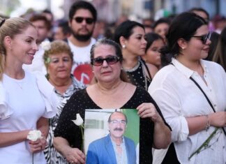 Rumbata de despedida a Luis Antonio Pérez Fraga