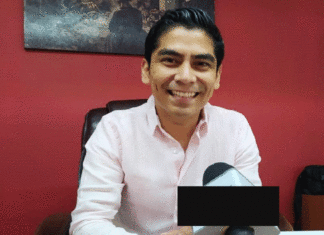 Registro Civil de Veracruz recauda dinero bajo método de moches y sobornos; el recolector, Manuel Arturo Domínguez Galván