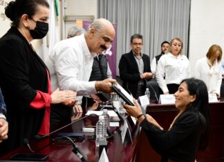 Entrega Ricardo Ahued Premio Municipal de la Juventud 2024