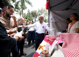 Inaugura Ricardo Ahued Festival del Pambazo