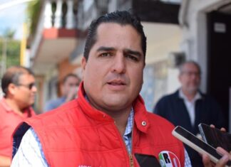 Dirigente del PRI en Veracruz no le paga a sus trabajadores y la danza de los dineros