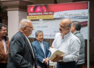 Reconoce Ricardo Ahued compromiso social del notariado público