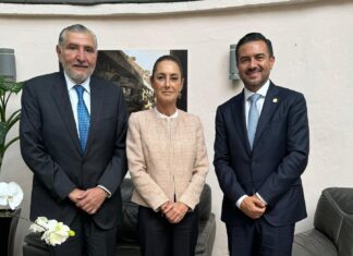 Miguel Ángel Yunes Márquez se reúne con Claudia Sheinbaum, primera presidenta de México