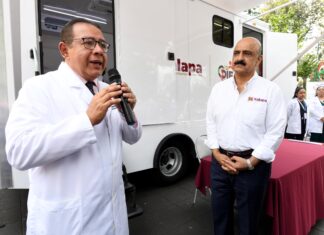 Entrega Ricardo Ahued Unidad Médica Móvil al DIF Municipal