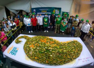 Se elabora Chile Monumental en Xalapa