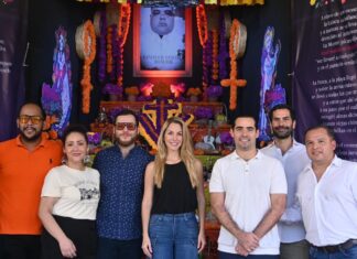 Inaugura la alcaldesa Paty Lobeira el Altar de Muertos en los bajos del Palacio Municipal