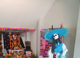 ALTAR Y CALAVERITA EN ELDEPARTAMENTO DE TV EDUCATIVA DEL TEBA