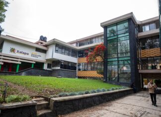 Sin autorización de cambio de uso de suelo, Jardines y Fuentes de Las Ánimas