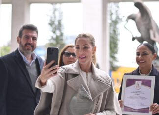 Recibe la alcaldesa Paty Lobeira el Distintivo “Ayuntamiento Transparente 2024”