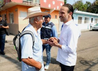 Supervisa Alcalde JM Unánue obra de pavimentación en la colonia Primero de Mayo Sur
