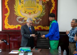 Refrendan UV y Ayuntamiento alianza por el deporte
