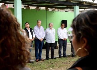 Entrega Alberto Islas equipamiento a cafeticultores