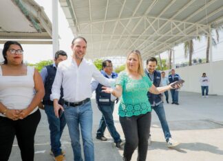 Alcalde JM Unánue entrega domo y barda a jardín de niños de la colonia Carranza