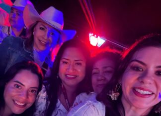 Personal de WTC Veracruz se autocomisionaron una semana completa para apoyar a la Secretaría de Cultura en Cumbre Tajín 2025