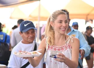 ¡Más de 2 toneladas de pescado y mariscos se vendieron en el Festival del Pescador!