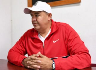 Óscar Luna, chapulín y agitador social