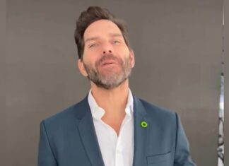 Arap Bethke participará en el Tercer Gran Desfile del Carnaval de Veracruz 2025, ¡El más alegre del mundo!