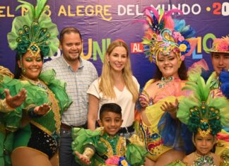 Presenta la alcaldesa Paty Lobeira el calendario oficial, la canción y los vestuarios de comparsas y bastoneras del Carnaval de Veracruz 2025