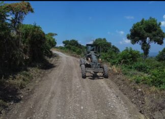 Avanza la rehabilitación del camino La Guásima – Villanueva en Álamo Temapache