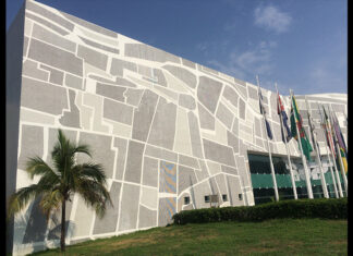 Denuncian anomalías en el WTC de Boca del Río; funcionarios ausentes o de “vacaciones”