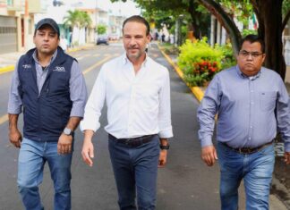 Entrega Alcalde JM Unánue la calle José Vasconcelos totalmente pavimentada