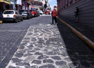 Rehabilitará Ayuntamiento calzada de piedra de la calle Revolución